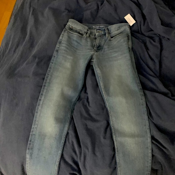 Banana Republic Slim Legacy Jeans Brand New - Picture 1 of 3